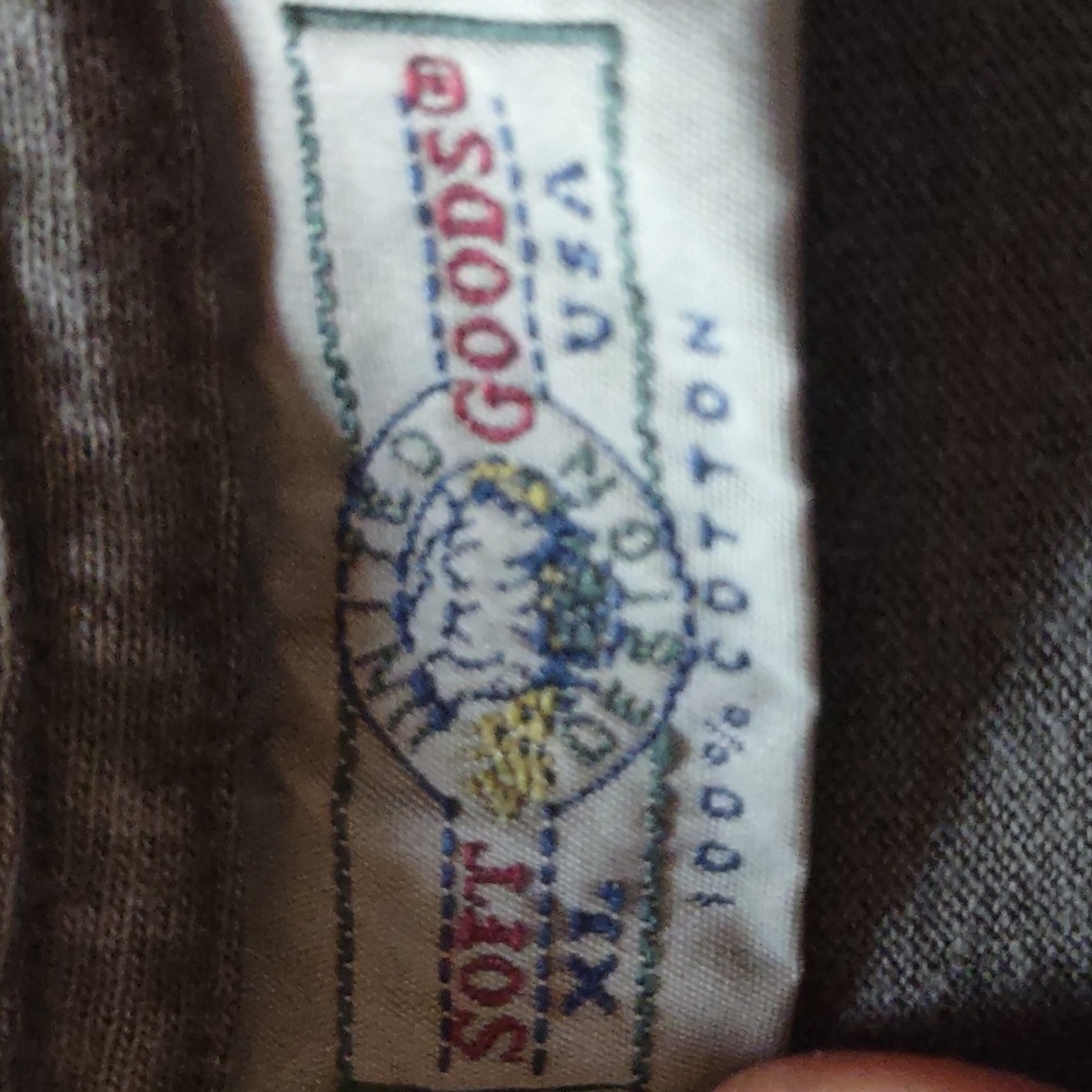Butterfly Design Tee - Picture 3 of 3
